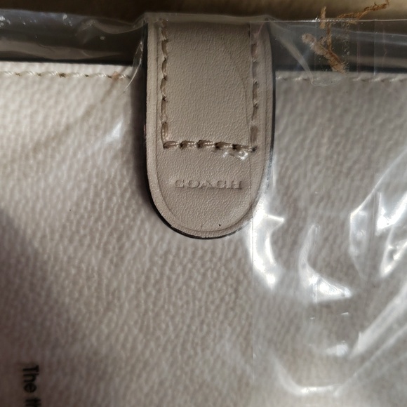 COACH SIGNATURE NOTEBOOK - Picture 7 of 7